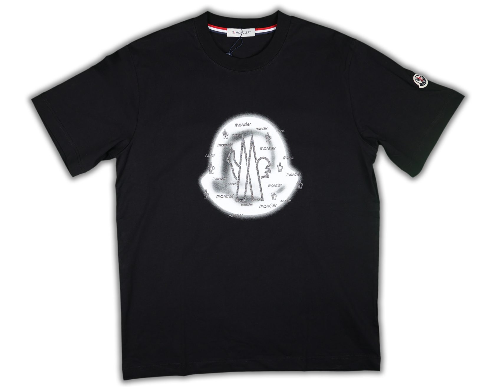 Moncler — T-Shirt T111